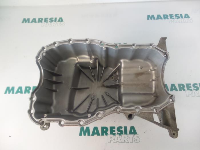 Sump from a Renault Scénic I (JA) 1.6 16V 2002