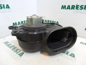 Used Heating and ventilation fan motor Peugeot 807 2.0 HDi 16V Price € 40,00 Margin scheme offered by Maresia Parts