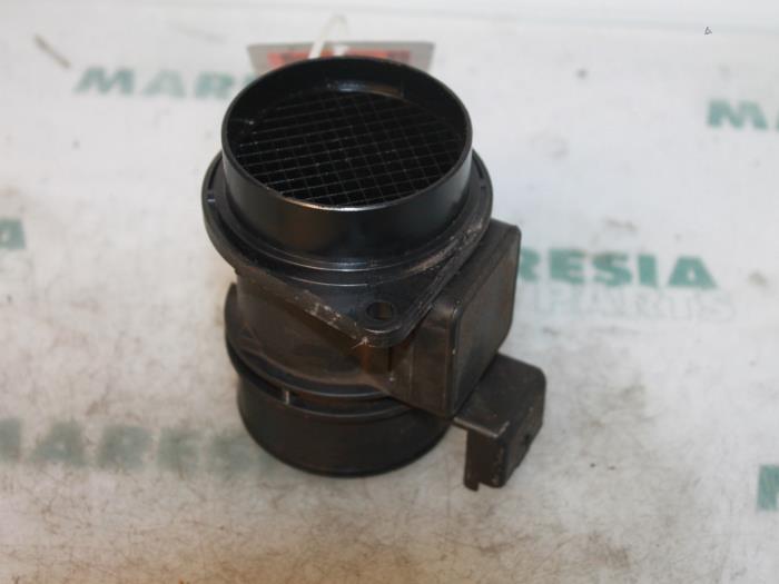 Gebrauchte Luftmengenmesser Renault Grand Scénic II (JM) 1.5 dCi 100 Preis € 35,00 Margenregelung angeboten von Maresia Parts