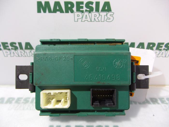 Usagé Ordinateur divers Lancia Lybra 1.8 16V VVT Prix € 50,00 Règlement à la marge proposé par Maresia Parts