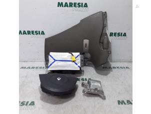 Usagé Kit + module airbag Renault Espace (JK) 2.0 16V Turbo Prix € 157,50 Règlement à la marge proposé par Maresia Parts