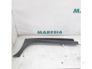 Used Side skirt, right Renault Scénic I (JA) 2.0 16V RX4 Price € 30,00 Margin scheme offered by Maresia Parts