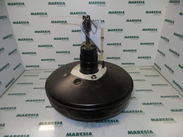 Used Brake servo Renault Megane II Grandtour (KM) 2.0 16V Price € 50,00 Margin scheme offered by Maresia Parts