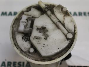 Usados Bomba eléctrica de combustible Fiat Stilo (192A/B) 2.4 20V Abarth 3-Drs. Precio € 20,00 Norma de margen ofrecido por Maresia Parts
