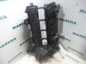 Used Rocker cover Peugeot 206 (2A/C/H/J/S) 1.4 HDi Price € 60,00 Margin scheme offered by Maresia Parts