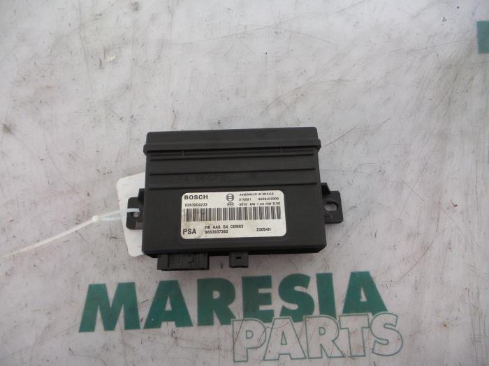 Usagé Ordinateur divers Citroen C4 Grand Picasso (UA) 2.0 HDiF 16V 135 Prix € 75,00 Règlement à la marge proposé par Maresia Parts