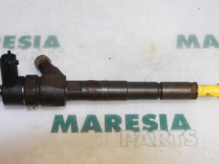Usagé Injecteurs Alfa Romeo 147 (937) 1.9 JTD 16V Prix € 105,00 Règlement à la marge proposé par Maresia Parts