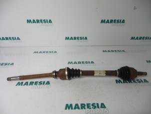 Used Front drive shaft, right Peugeot 307 (3A/C/D) 1.6 16V Price € 50,00 Margin scheme offered by Maresia Parts
