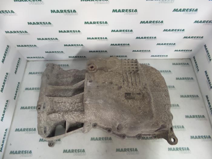 Gebrauchte Ölwanne Renault Laguna II (BG) 1.6 16V Preis € 30,00 Margenregelung angeboten von Maresia Parts