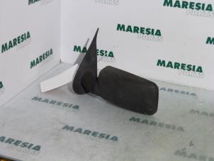 Gebrauchte Außenspiegel links Fiat Cinquecento 0.9 i.e. S Preis € 15,00 Margenregelung angeboten von Maresia Parts