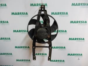 Usagé Ventilateur moteur Fiat Cinquecento 0.9 i.e. S Prix € 35,00 Règlement à la marge proposé par Maresia Parts