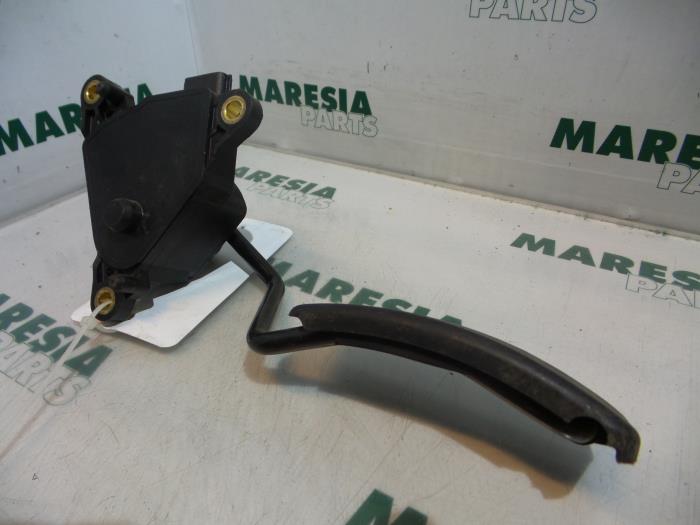 Gebrauchte Gaspedalposition Sensor Renault Scénic II (JM) 1.9 dCi 120 Preis € 35,00 Margenregelung angeboten von Maresia Parts