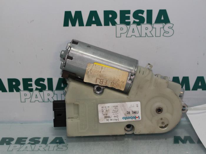 Używane Silnik szyberdachu Citroen Xsara Picasso (CH) 1.8 16V Cena € 50,00 Procedura marży oferowane przez Maresia Parts