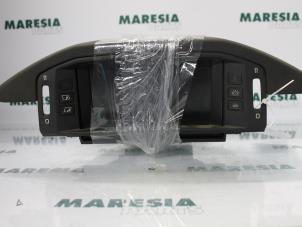 Usagé Affichage navigation Citroen C6 (TD) 2.7 HDiF V6 24V Prix € 315,00 Règlement à la marge proposé par Maresia Parts