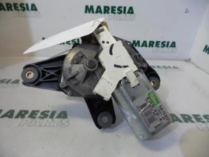 Used Rear wiper motor Renault Laguna II Grandtour (KG) 1.8 16V Price € 50,00 Margin scheme offered by Maresia Parts