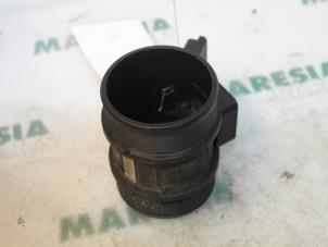 Used Airflow meter Peugeot 206 (2A/C/H/J/S) 2.0 XS,XT HDi Price € 30,00 Margin scheme offered by Maresia Parts