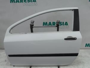 Gebrauchte Tür 2-türig links Peugeot 307 (3A/C/D) 1.4 HDi Preis € 105,00 Margenregelung angeboten von Maresia Parts