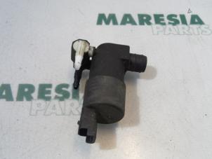 Gebrauchte Scheibensprüherpumpe vorne Citroen Xsara (N1) 1.9D Preis € 10,00 Margenregelung angeboten von Maresia Parts