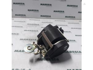 Used Front seatbelt, right Renault Laguna II (BG) 1.9 dCi 120 Price € 35,00 Margin scheme offered by Maresia Parts