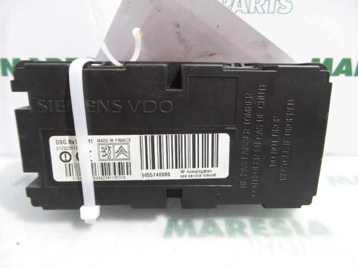 Usagé Ordinateur divers Peugeot 407 (6D) 1.8 16V Prix € 29,99 Règlement à la marge proposé par Maresia Parts
