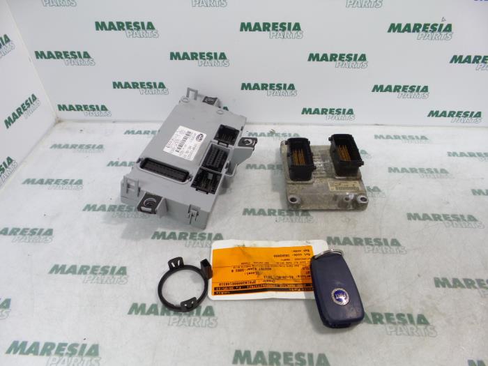 Used Engine management computer Fiat Stilo (192A/B) 2.4 20V Abarth 3-Drs. Price € 262,50 Margin scheme offered by Maresia Parts