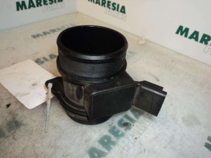 Begagnade Luftflödesmätare Citroen Jumpy (BS/BT/BY/BZ) 2.0 HDi 90 Pris € 35,00 Marginaltabell erbjuds av Maresia Parts