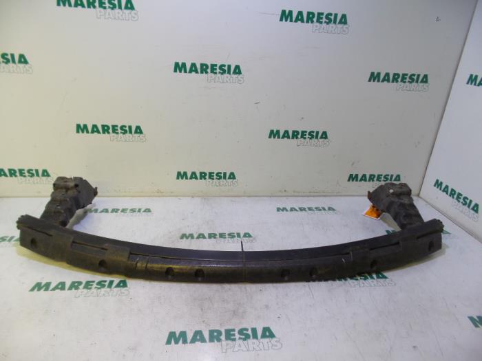 Front bumper frame from a Lancia Phedra 2.2 JTD 16V 2004