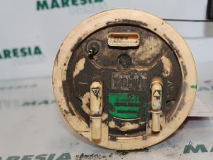 Usados Bomba eléctrica de combustible Lancia Phedra 2.2 JTD 16V Precio € 25,00 Norma de margen ofrecido por Maresia Parts