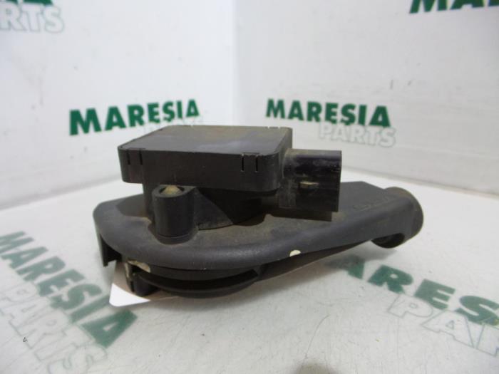 Begagnade Gaspedalsensor Lancia Phedra 2.2 JTD 16V Pris € 35,00 Marginaltabell erbjuds av Maresia Parts