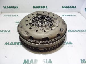 Used Flywheel Renault Scénic II (JM) 2.0 16V Price € 131,25 Margin scheme offered by Maresia Parts