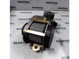 Used Front seatbelt, left Citroen C5 I Berline (DC) 2.0 HDi 110 Price € 40,00 Margin scheme offered by Maresia Parts