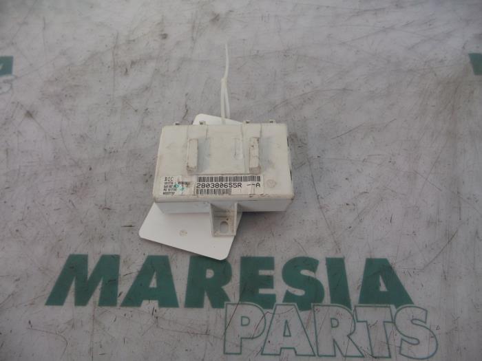 Usagé Ordinateur divers Renault Megane III Grandtour (KZ) 1.5 dCi 110 Prix € 19,98 Règlement à la marge proposé par Maresia Parts
