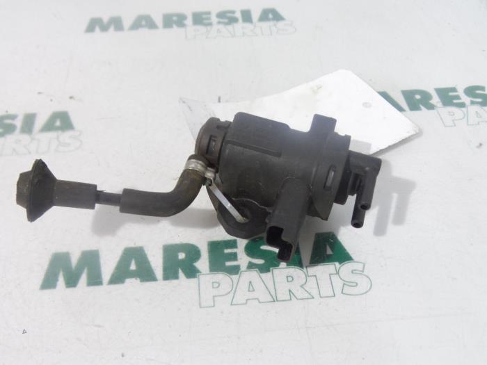 Usagé Pompe à vide (diesel) Lancia Phedra 2.2 JTD 16V Prix € 24,95 Règlement à la marge proposé par Maresia Parts