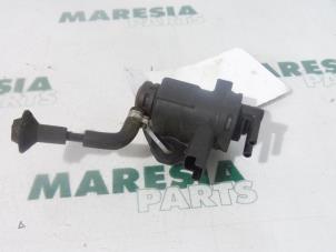 Używane Pompa prózniowa (Diesel) Lancia Phedra 2.2 JTD 16V Cena € 50,00 Procedura marży oferowane przez Maresia Parts
