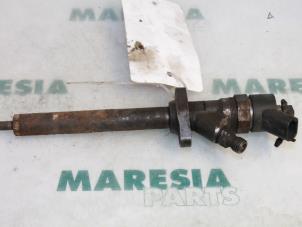 Używane Wtryskiwacz (Diesel) Lancia Phedra 2.2 JTD 16V Cena € 131,25 Procedura marży oferowane przez Maresia Parts