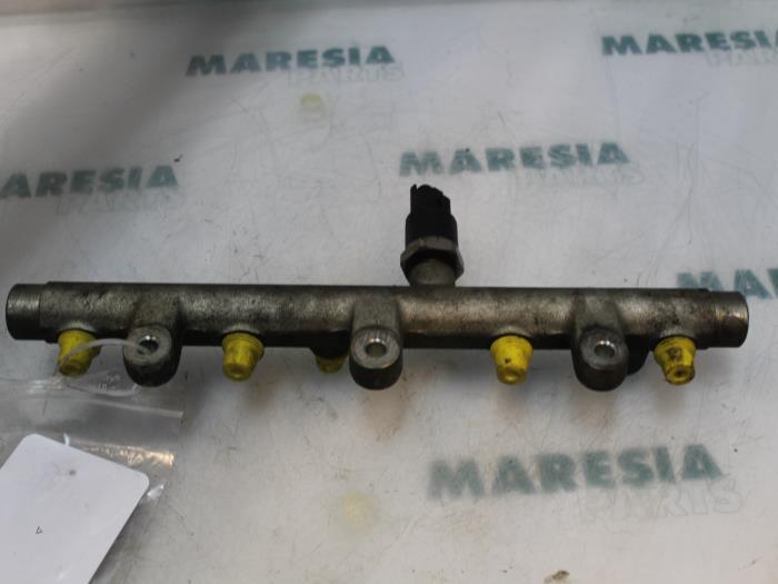 Usagé Système d'injection Citroen C5 I Break (DE) 2.0 HDi 110 Prix € 50,00 Règlement à la marge proposé par Maresia Parts