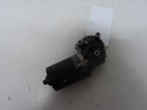 Used Front wiper motor Peugeot 106 I 1.1 i XN,XR,XT Price € 25,00 Margin scheme offered by Maresia Parts