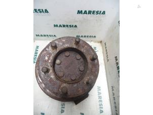 Used Knuckle, front right Iveco New Daily III 35C12,S12 Price € 131,25 Margin scheme offered by Maresia Parts