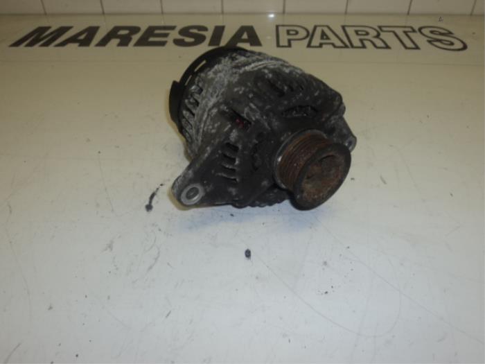 Gebrauchte Dynamo Iveco New Daily III 35C12,S12 Preis € 157,50 Margenregelung angeboten von Maresia Parts