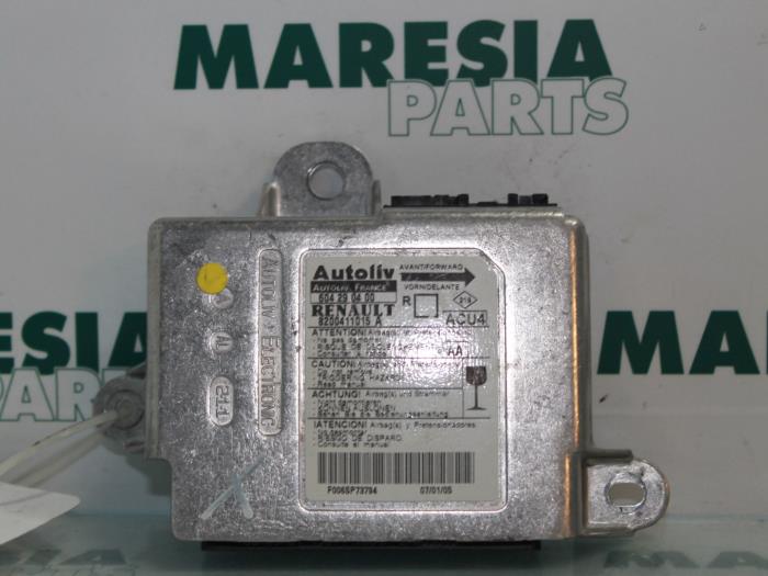 Airbag Module from a Renault Grand Scénic II (JM) 1.6 16V 2005
