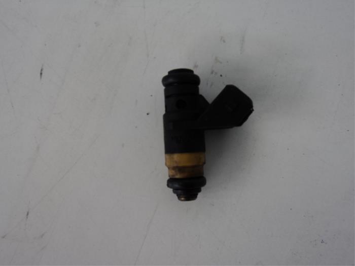 Begagnade Insprutare (bensin) Renault Scénic I (JA) 1.6 16V Pris € 20,00 Marginaltabell erbjuds av Maresia Parts