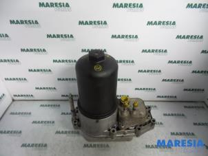Gebrauchte Ölfilterhalter Citroen C6 (TD) 2.7 HDiF V6 24V Preis € 131,25 Margenregelung angeboten von Maresia Parts