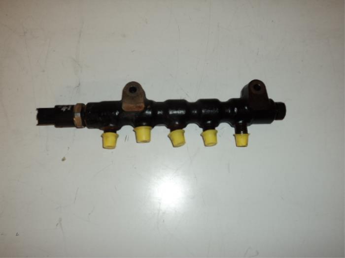 Usagé Système d'injection Citroen C3 (FC/FL/FT) 1.4 HDi Prix € 30,00 Règlement à la marge proposé par Maresia Parts