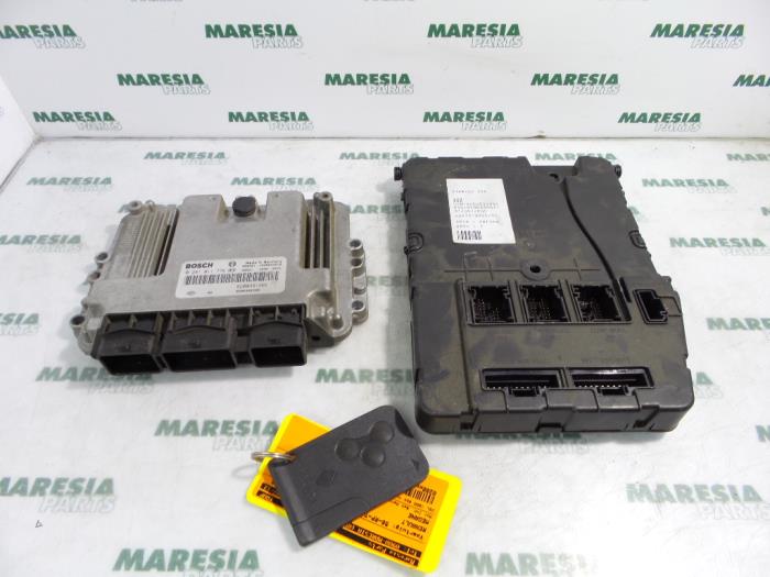 Used Engine management computer Renault Megane II Grandtour (KM) 1.9 dCi 120 Price € 324,99 Margin scheme offered by Maresia Parts