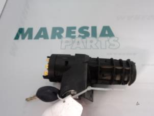 Gebrauchte Zündschloss + Schlüssel Fiat Strada (178/278) 1.9 D Preis € 50,00 Margenregelung angeboten von Maresia Parts