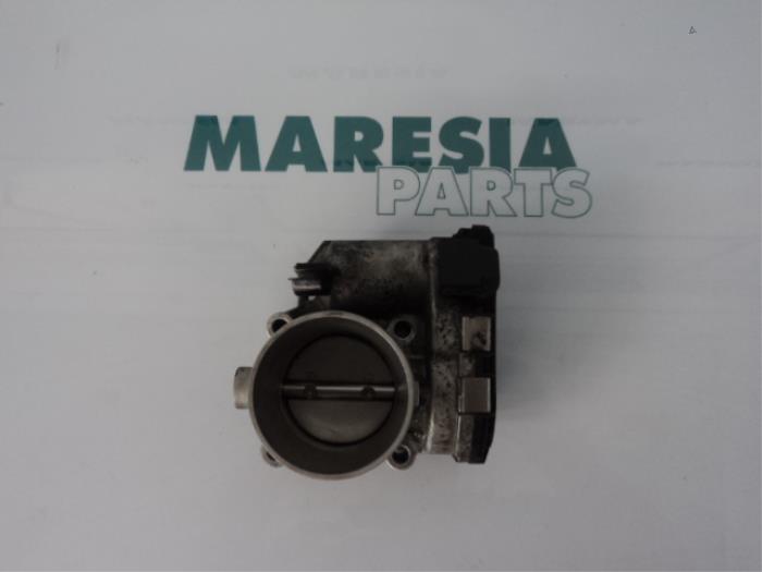 Usagé Boitier papillon Alfa Romeo 147 (937) 1.6 Twin Spark 16V Prix € 75,00 Règlement à la marge proposé par Maresia Parts