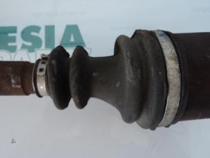 Used Front drive shaft, left Renault Grand Scénic II (JM) 1.9 dCi 120 Price € 35,00 Margin scheme offered by Maresia Parts