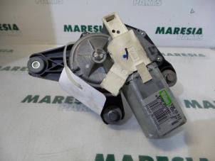 Usagé Moteur essuie-glace arrière Renault Espace (JK) 2.2 dCi 16V Prix € 35,00 Règlement à la marge proposé par Maresia Parts