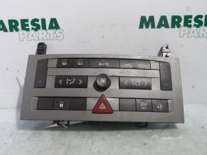 Used Heater control panel Peugeot 407 (6D) 2.0 HDiF 16V Price € 35,00 Margin scheme offered by Maresia Parts
