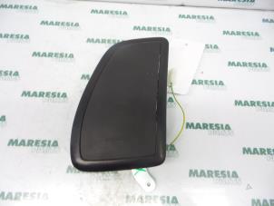 Używane Poduszka powietrzna fotela (siedzisko) Lancia Phedra 2.2 JTD 16V Cena € 35,00 Procedura marży oferowane przez Maresia Parts